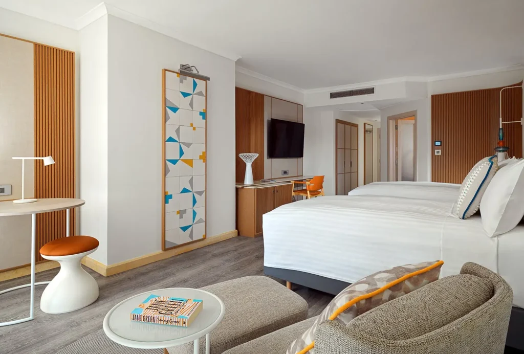 MH_MLAMC_Deluxe_Twin_2_prev-min