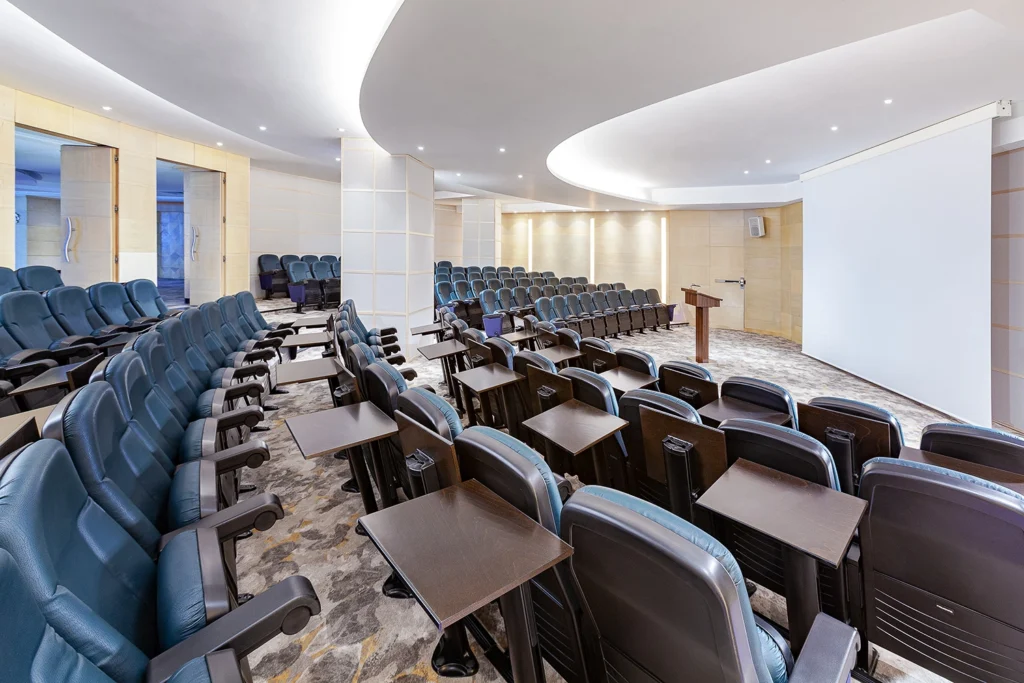 MLAMC_Amphitheatre_prev